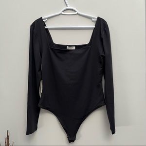 NWT Aritzia Contour Bodysuit